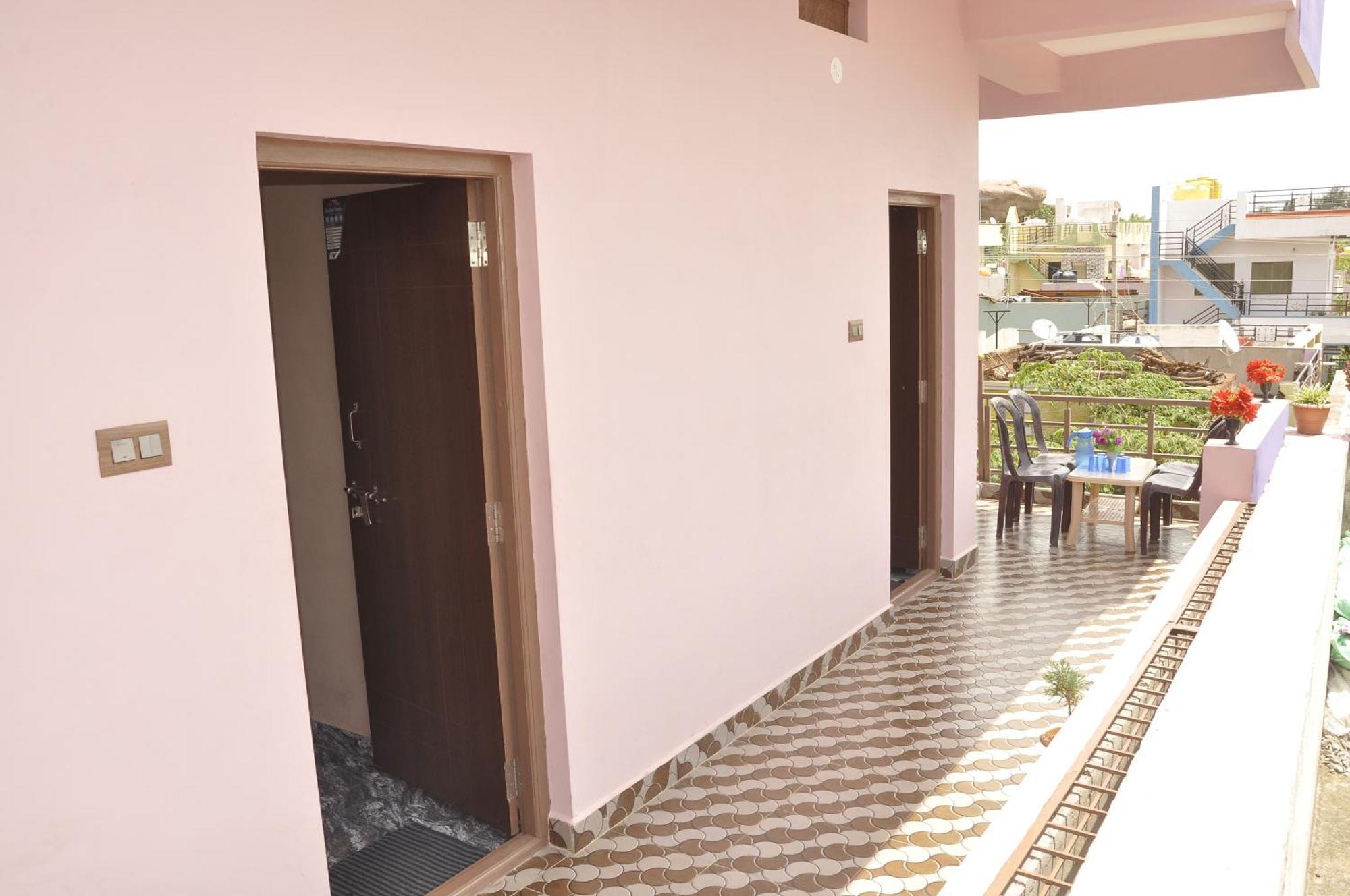Classic Homestay ฮัมปี ห้อง รูปภาพ